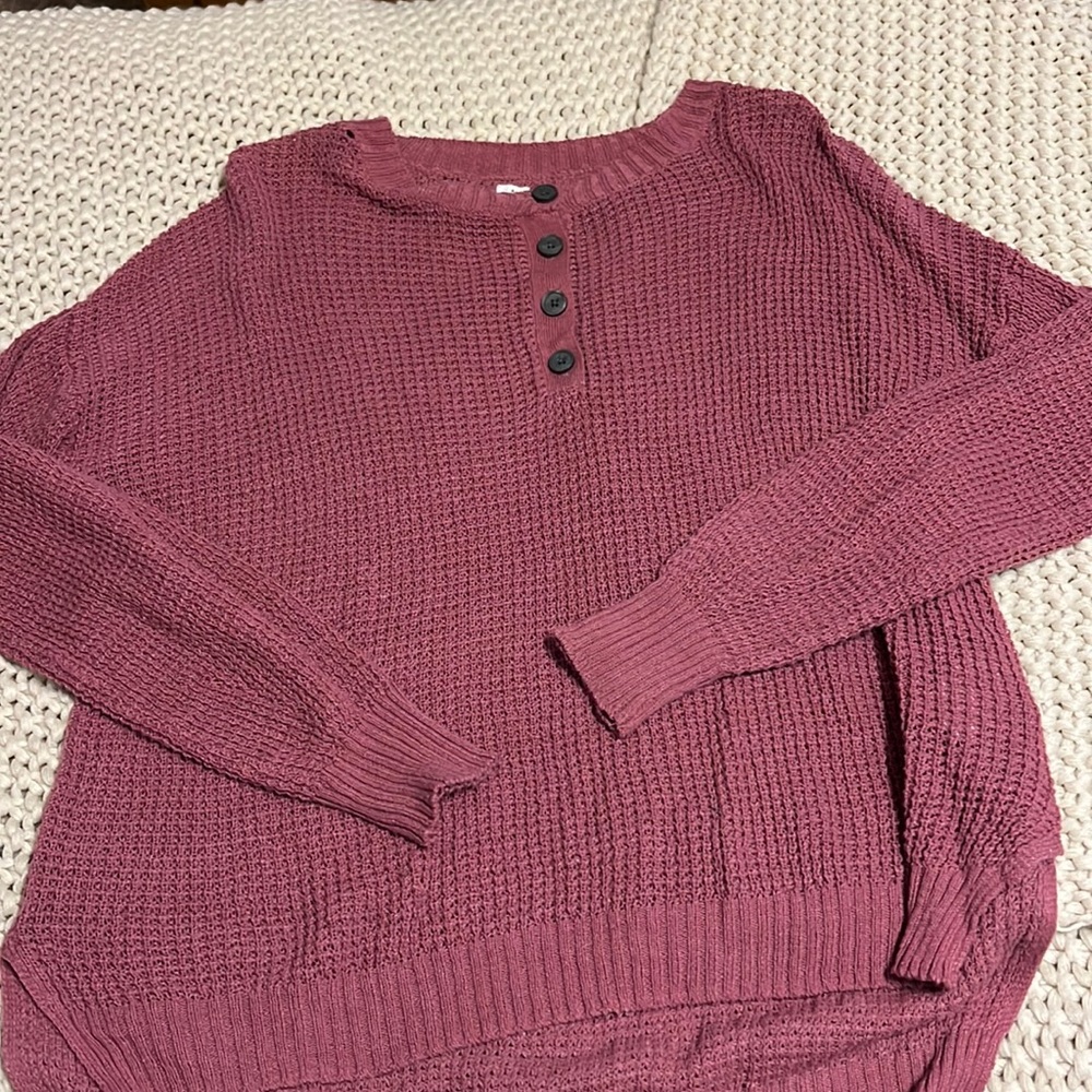 american eagle sweater!